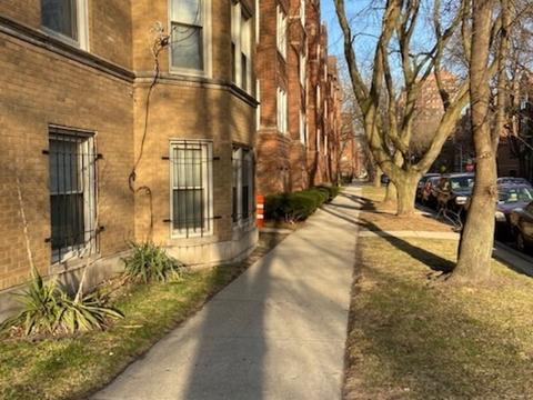 2212 E 70th St #3B, Chicago, IL 60649 photo 2