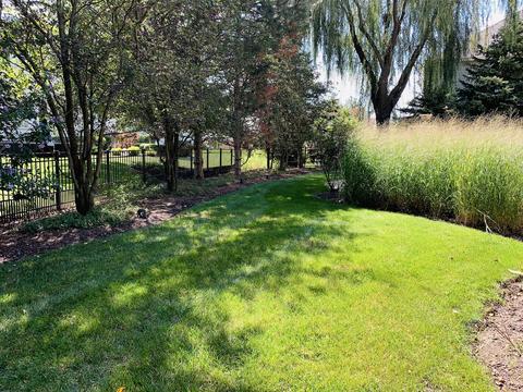 540 Eagle Brook Ln, Naperville, IL 60565 photo 29