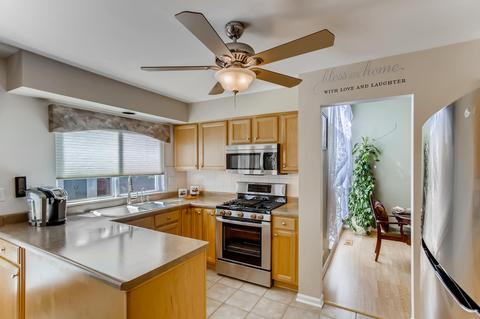 864 Tallgrass Dr, Bartlett, IL 60103 photo 5