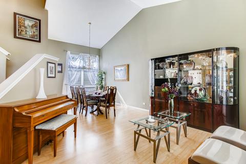 864 Tallgrass Dr, Bartlett, IL 60103 photo 9