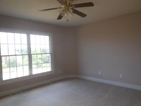 1 Stonebrook Ct, Bloomington, IL 61704 photo 8