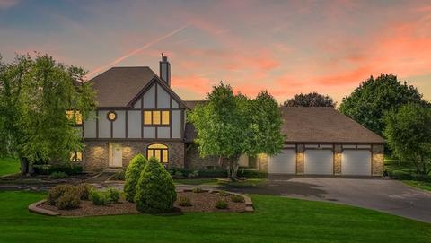 7307 Burning Tree Dr, Mchenry, IL 60050 photo 1