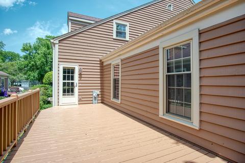 2064 Creekside Dr, Wheaton, IL 60189 photo 29
