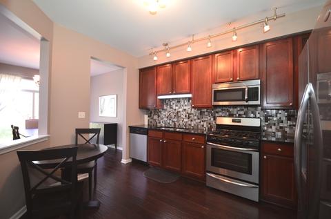 2811 Gypsum Cir, Naperville, IL 60564 photo 7