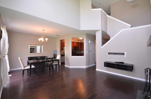 2811 Gypsum Cir, Naperville, IL 60564 photo 4