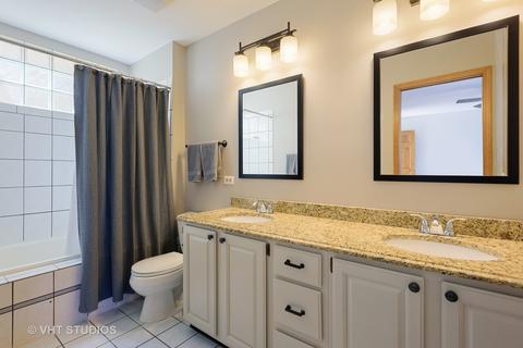2060 Hallmark Ct, Wheaton, IL 60187 photo 15