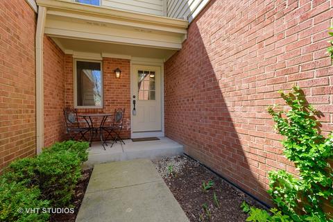2060 Hallmark Ct, Wheaton, IL 60187 photo 2
