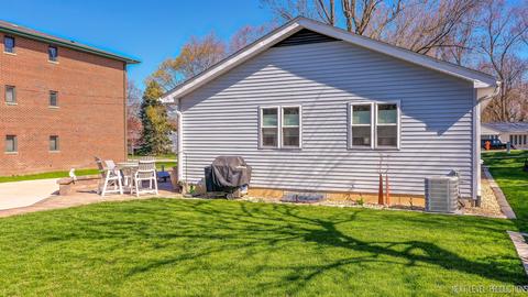 626 E 5th Ave, Naperville, IL 60563 photo 23