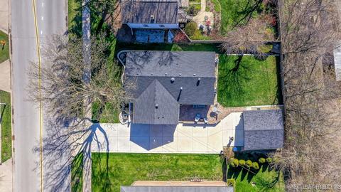 626 E 5th Ave, Naperville, IL 60563 photo 27
