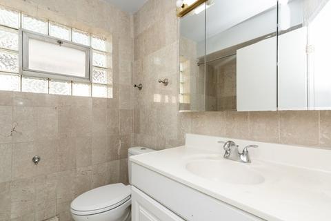 4255 W Devon Ave, Chicago, IL 60646 photo 9