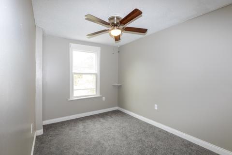 612 E 92nd Pl, Chicago, IL 60619 photo 9