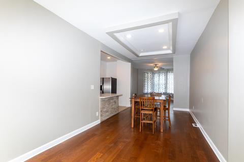 612 E 92nd Pl, Chicago, IL 60619 photo 4