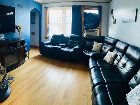 7405 W 62nd St, Summit, IL 60501 photo 2