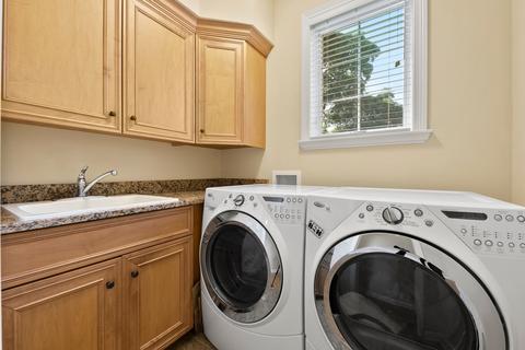 521 Crest St, Wheaton, IL 60187 photo 10