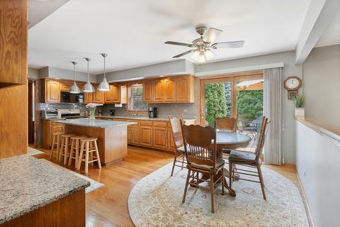 1277 Eagle Crest Dr, Lemont, IL 60439 photo 17