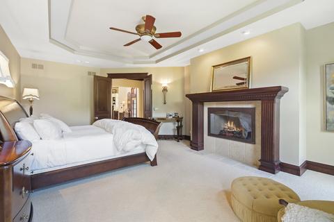 33 W571 White Thorne Rd, Wayne, IL 60184 photo 8