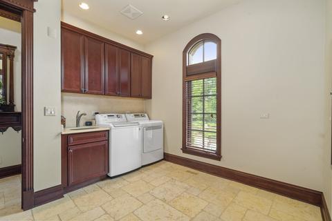 33 W571 White Thorne Rd, Wayne, IL 60184 photo 21