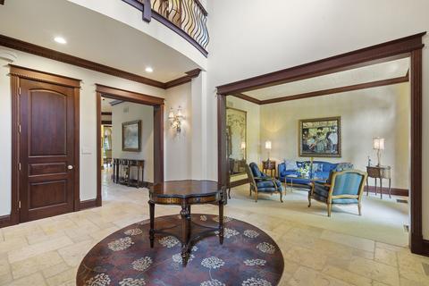 33 W571 White Thorne Rd, Wayne, IL 60184 photo 3