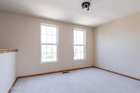 1581 Simms St, Aurora, IL 60504 photo 6