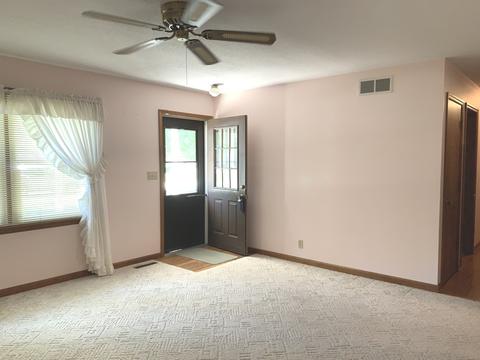 603 S David St, Sidney, IL 61877 photo 2