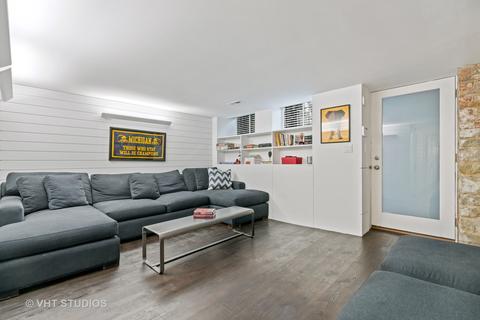 19 E Scott St, Chicago, IL 60610 photo 19