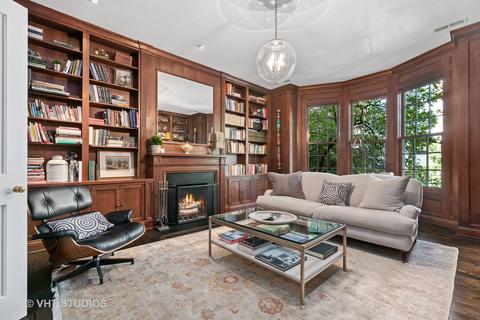 19 E Scott St, Chicago, IL 60610 photo 9
