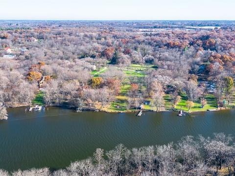 10215 N River Rd, Algonquin, IL 60102 photo 4