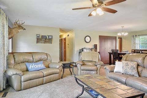 599 Pinecrest Pl, Rantoul, IL 61866 photo 5