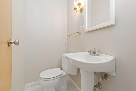 802 Webster Ave, Wheaton, IL 60187 photo 16