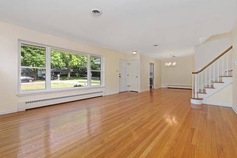 802 Webster Ave, Wheaton, IL 60187 photo 3