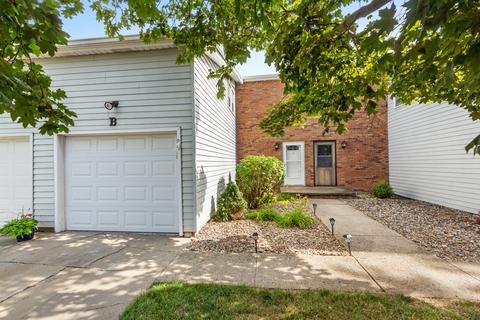 1532 Hunt Dr #B, Normal, IL 61761 photo 1
