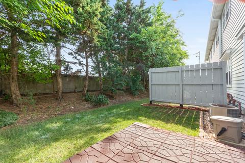 1532 Hunt Dr #B, Normal, IL 61761 photo 2