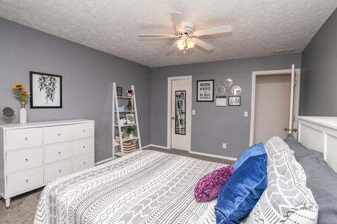 1556 Hunt Dr #E, Normal, IL 61761 photo 17