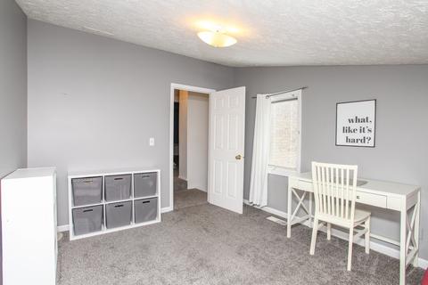 1556 Hunt Dr #E, Normal, IL 61761 photo 15