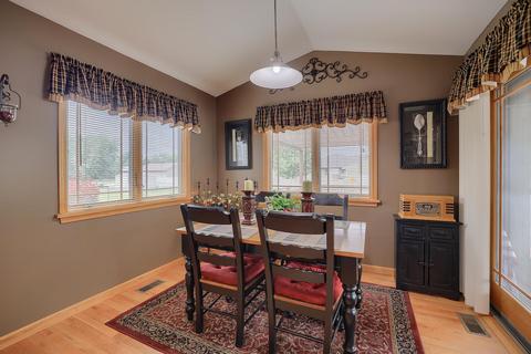 804 E Boone St, Tolono, IL 61880 photo 24