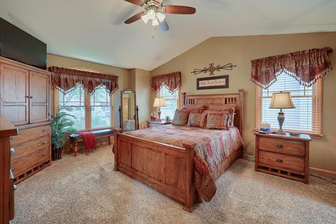 804 E Boone St, Tolono, IL 61880 photo 28