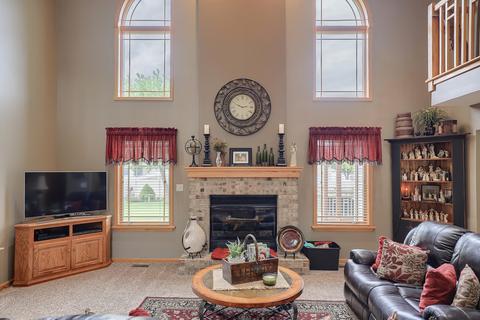 804 E Boone St, Tolono, IL 61880 photo 17