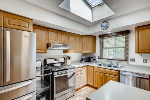 527 Sunshine Ct, Algonquin, IL 60102 photo 13