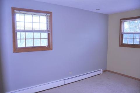 1440 Easy St, Elgin, IL 60123 photo 12