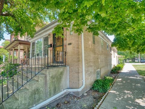 3801 N Hamlin Ave, Chicago, IL 60618 photo 25