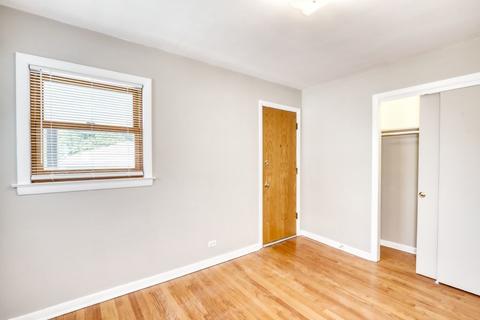 3801 N Hamlin Ave, Chicago, IL 60618 photo 16
