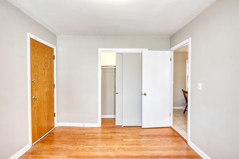 3801 N Hamlin Ave, Chicago, IL 60618 photo 18