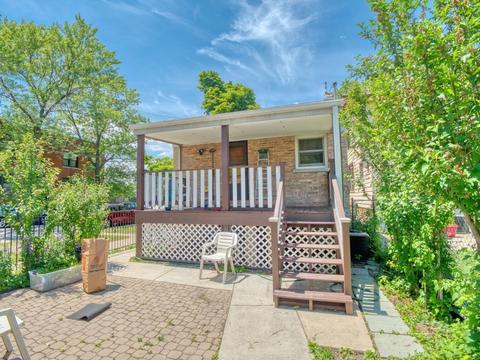 3801 N Hamlin Ave, Chicago, IL 60618 photo 3