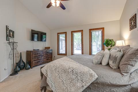 509 Jon Ln, Des Plaines, IL 60016 photo 19