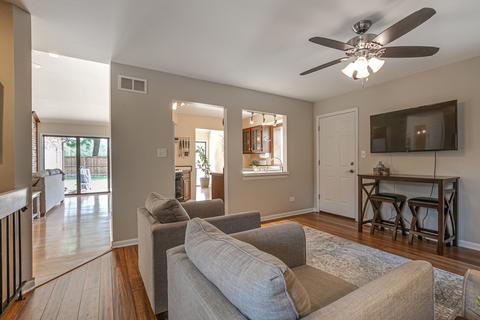 509 Jon Ln, Des Plaines, IL 60016 photo 15