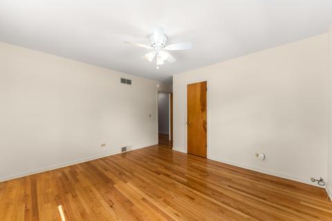 1187 Blackhawk Dr, Elgin, IL 60120 photo 20