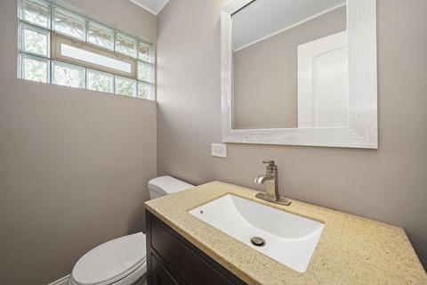 301 E 107th St, Chicago, IL 60628 photo 16