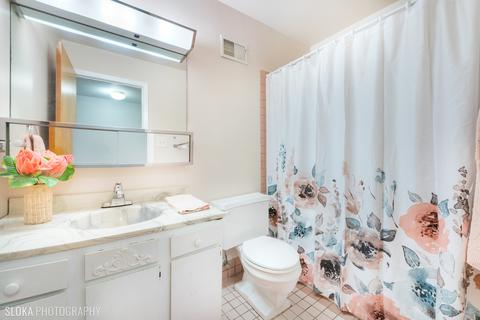 212 Hickory Rd, Oakwood Hills, IL 60013 photo 21
