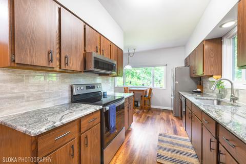 212 Hickory Rd, Oakwood Hills, IL 60013 photo 6