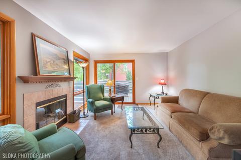 212 Hickory Rd, Oakwood Hills, IL 60013 photo 14